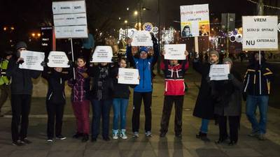 vrem spitale nu catedrale