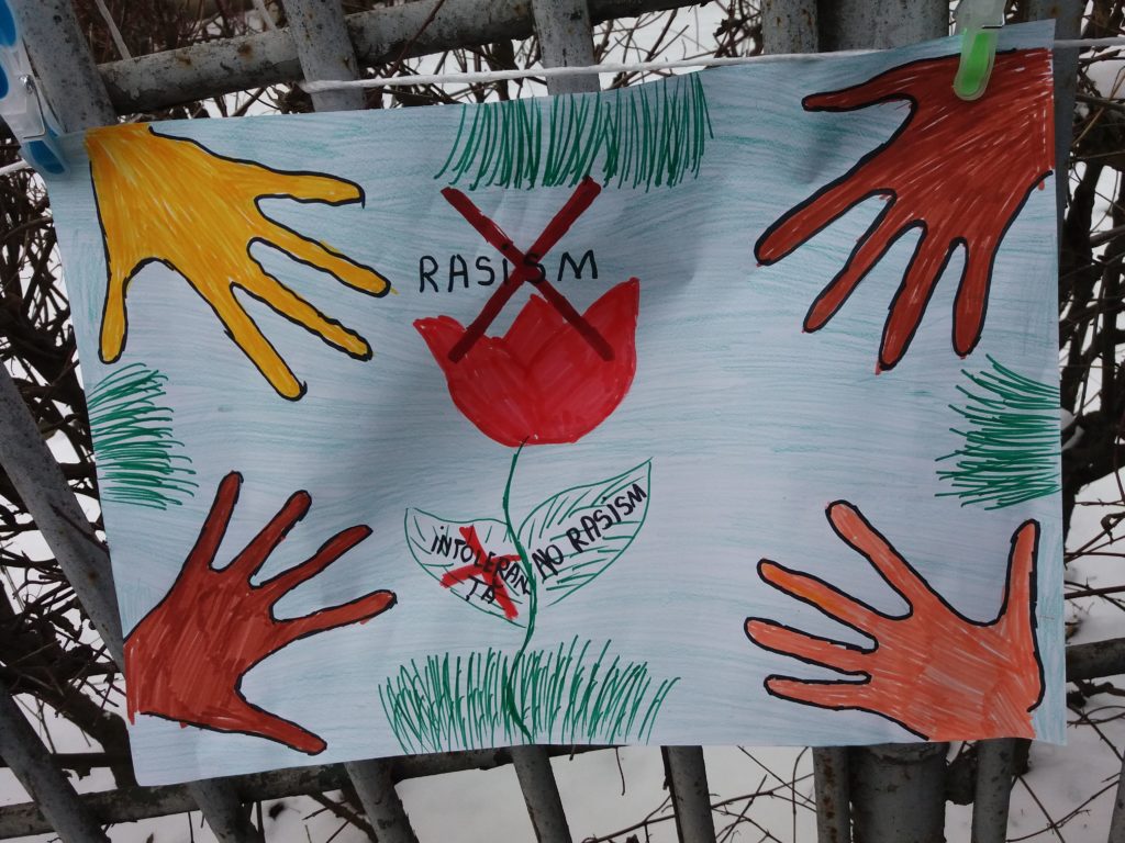 Elevi Supuși Îndoctrinării Liberale La Iași