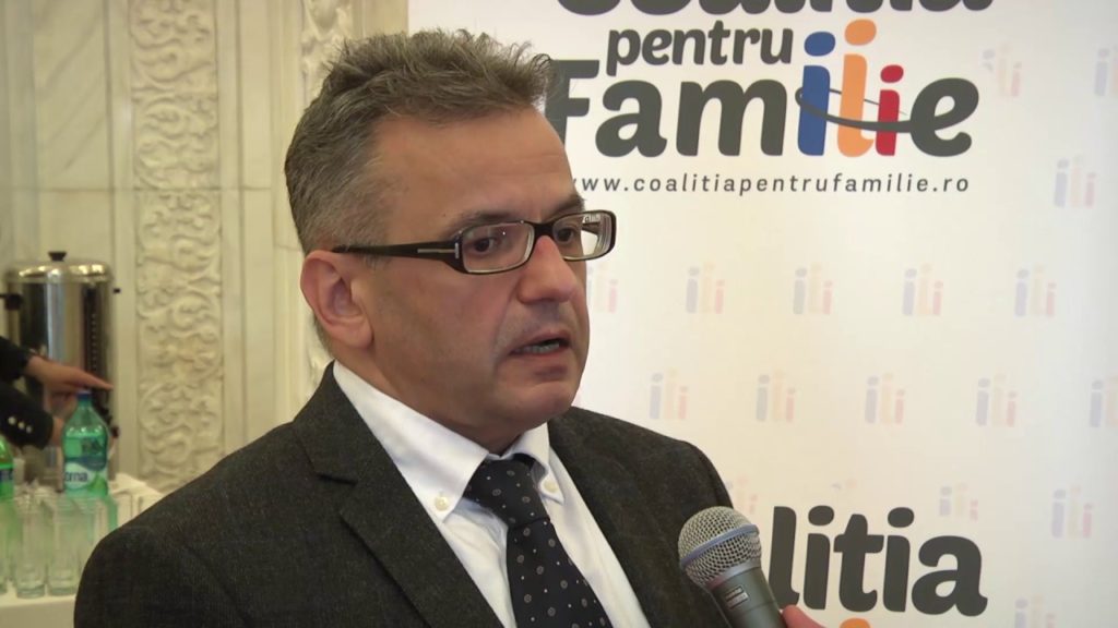 In Democrația Contemporană, Minoritatea Ideologică Dictează