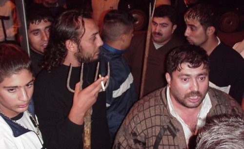 Tiganii Atacă o Echipă de Reporteri A3