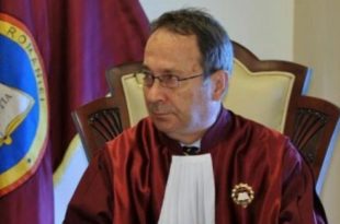 Președintele CCR Valer Dorneanu HĂITUIT și HĂRȚUIT