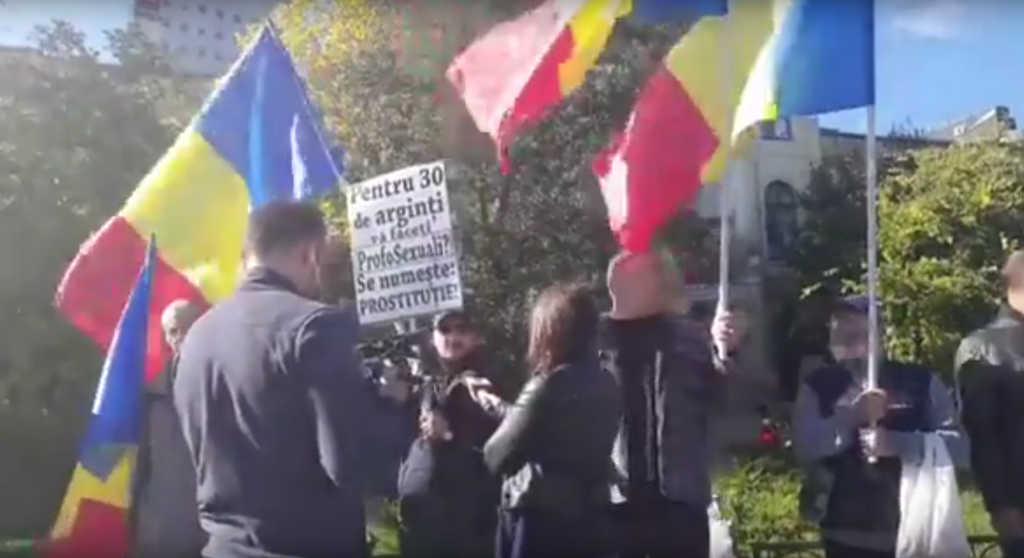 ALARMĂ NAȚIONALĂ - Protest Împotriva Reeducării Profesorilor și Elevilor