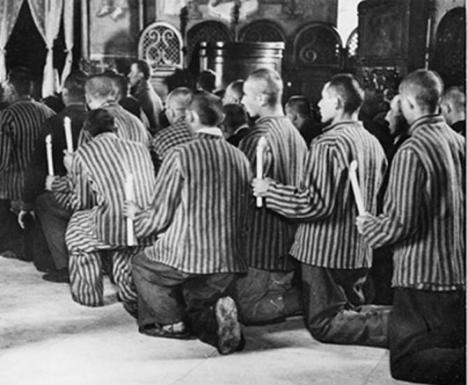 Atac Armat la Sinagogă 11 morți