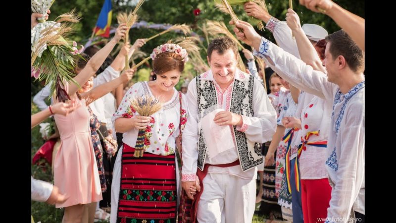 SĂRBĂTOAREA LA ROMÂNI