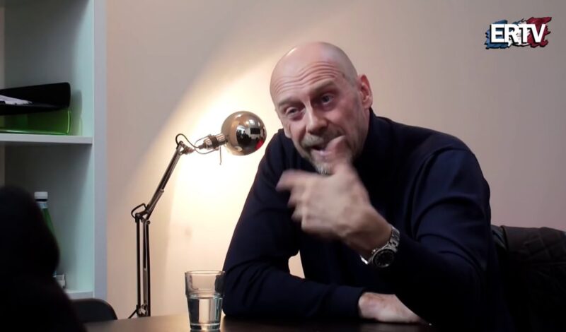 Se cer 4 ani de închisoare împotriva lui Alain Soral!