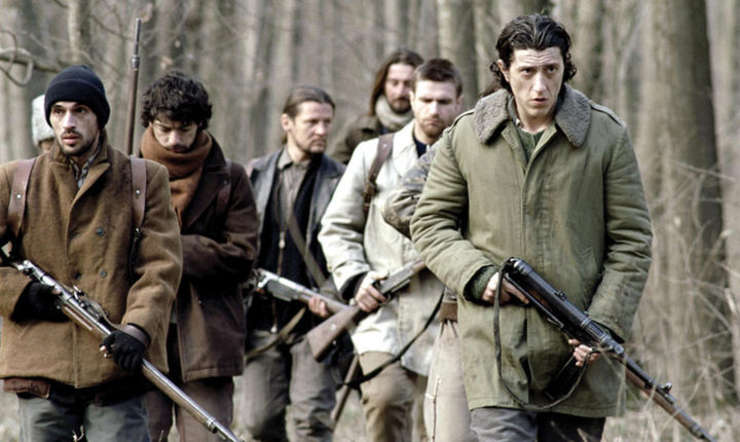 Apel pentru un nou imn național - LA ARME FRAȚI ROMÂNI