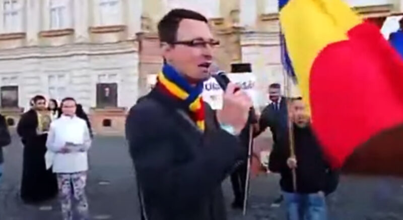"A venit timpul Revoluției!" - Florin Măneanu ține un discurs în Italiană cu transcriere în limba româna