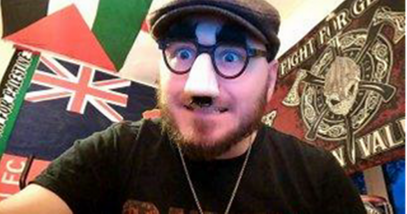 Băiat arestat în Anglia pentru postări antisemite pe internet