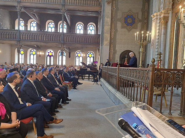 Invitația lui Silviu Vexler pentru inaugurarea sinagogii din Timișoara a fost ignorată de ambasadorul Israelului. A participat Nicolae Ciolacu și Vasile Dâncu 