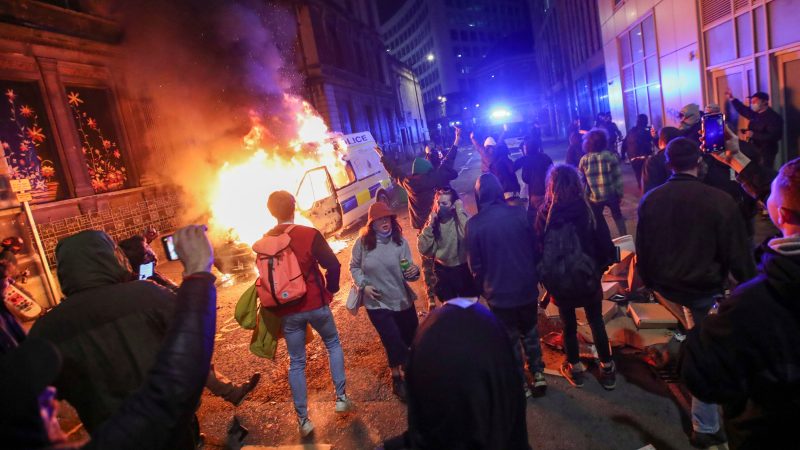 Bloomberg: Revoltele ar putea avea loc în 101 de țări Pe fondul creșterii prețurilor la energie în Europa