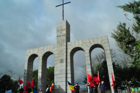 MAJADAHONDA! Apel pentru susținerea celui mai mare monument românesc din exilul legionar!